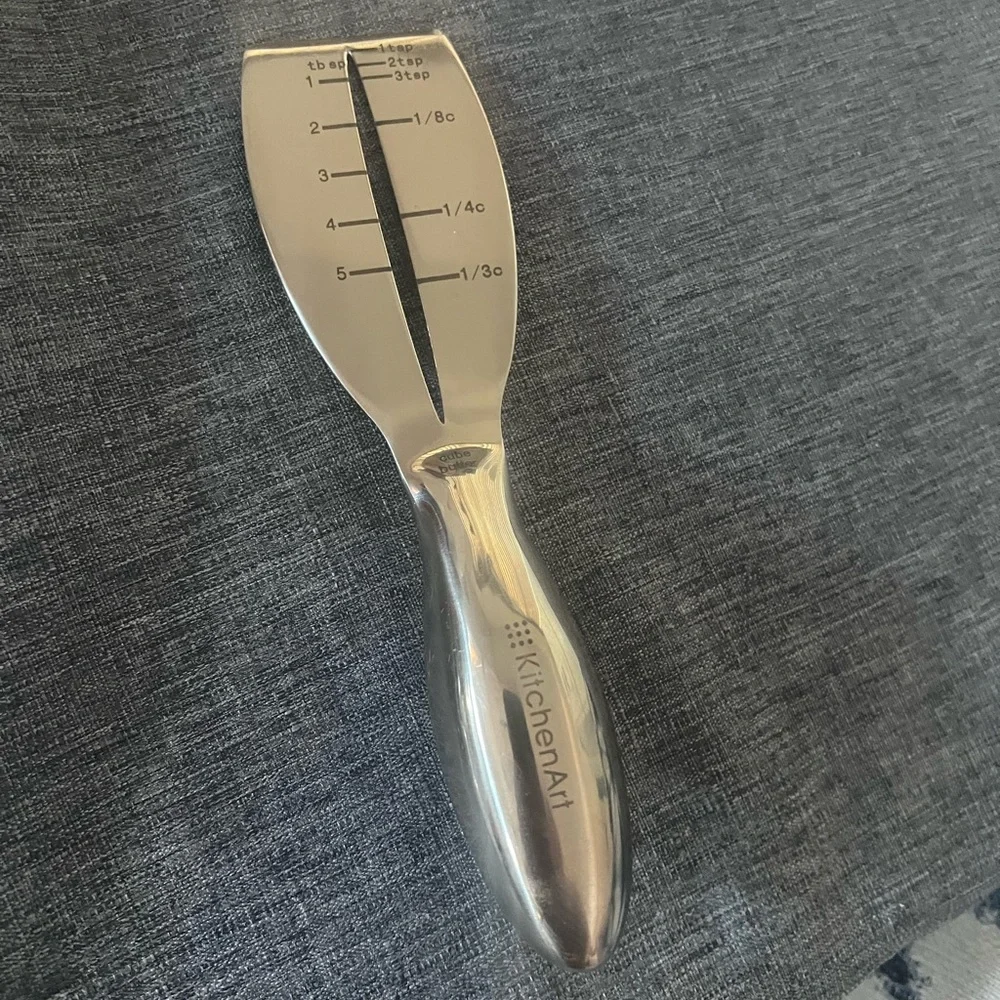 KITCHENAID Silver Measuring Tool. EEEUC
